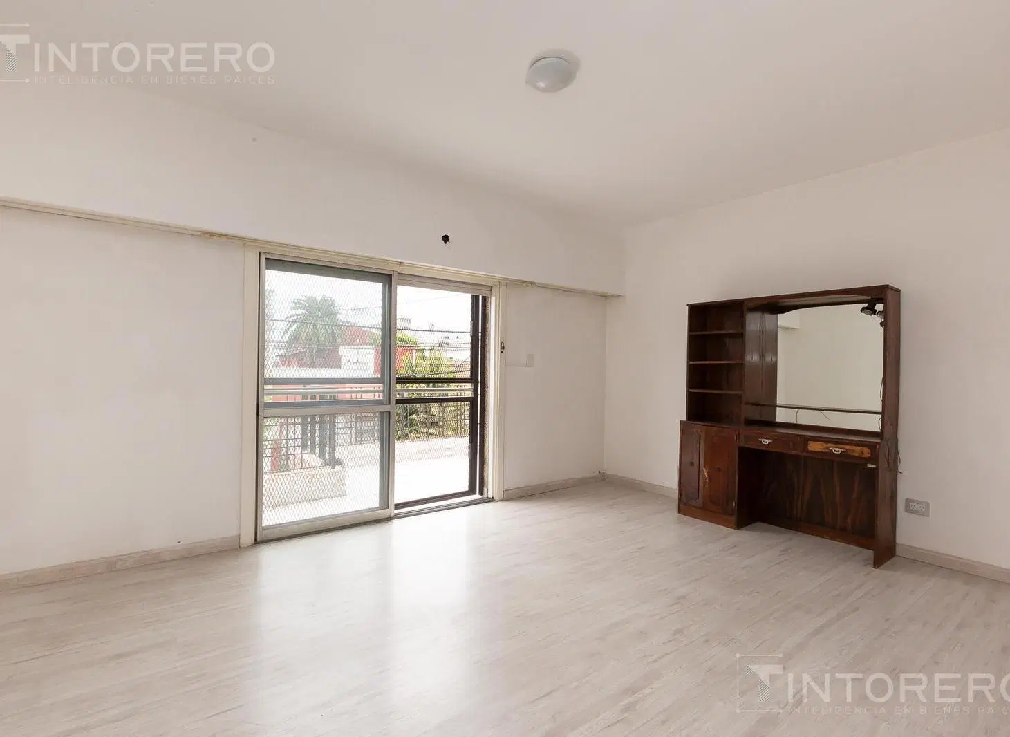 VENTA CASA 5 AMBIENTES CASEROS - APTO CREDITO - ACEPTA PERMUTA 3