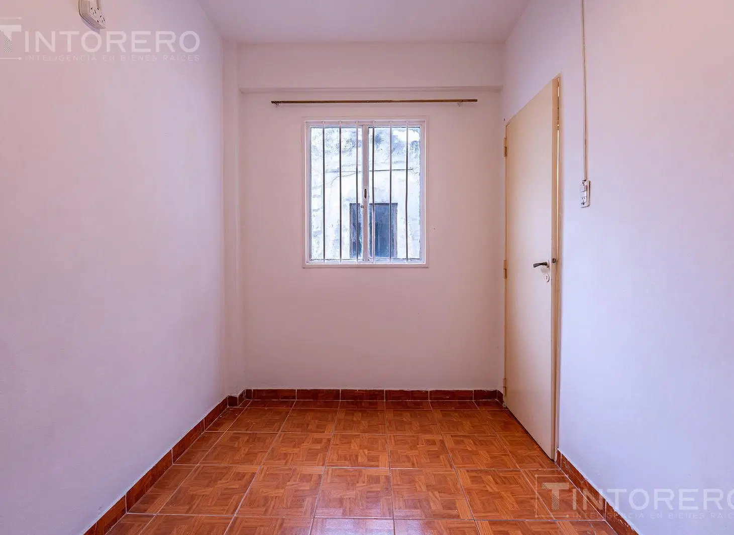 Departamento 2 ambientes en Flores 5