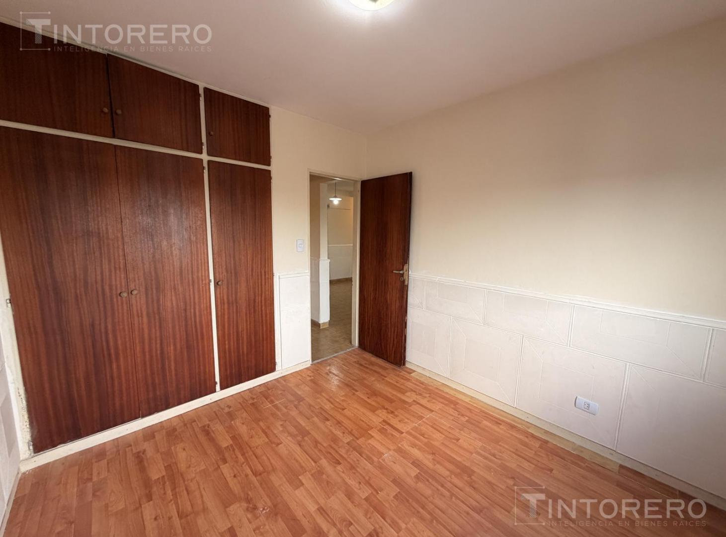 Foto de Departamento en alquiler de 2 ambientes en Morón, imagen 2