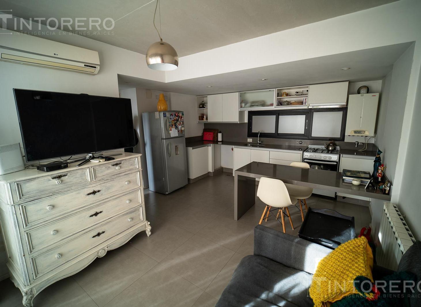 Foto de Venta Dpto Castelar Norte Centro 2amb con Balcon Apto Credito, imagen 4
