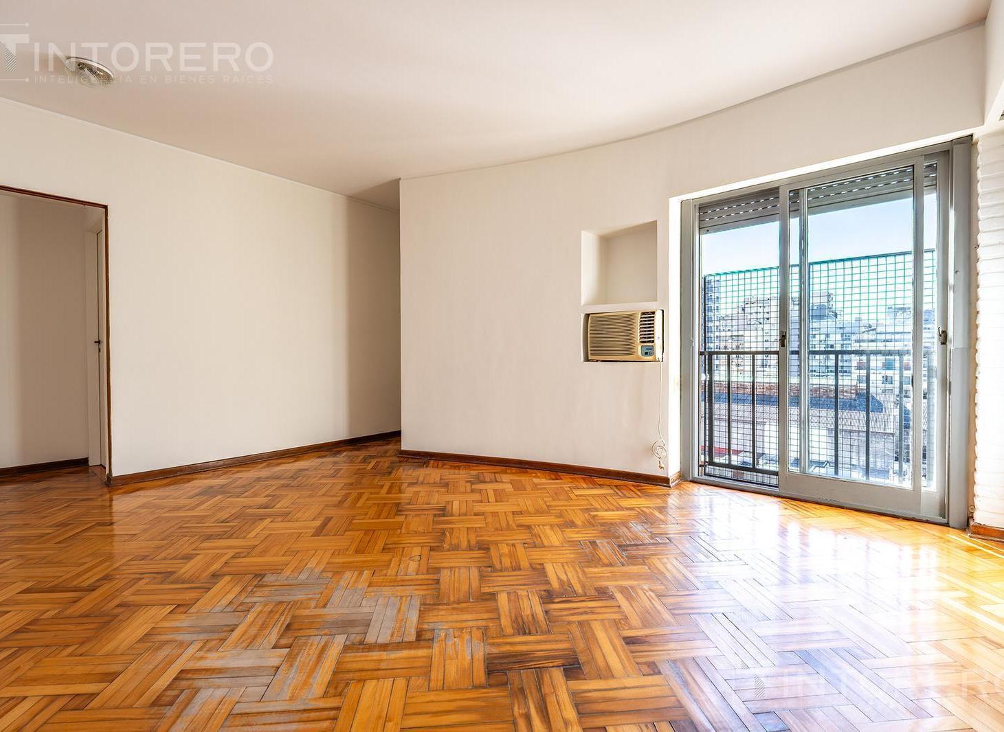 Foto de Departamento en venta en Caballito, dos ambientes, luminoso con cochera, imagen 1