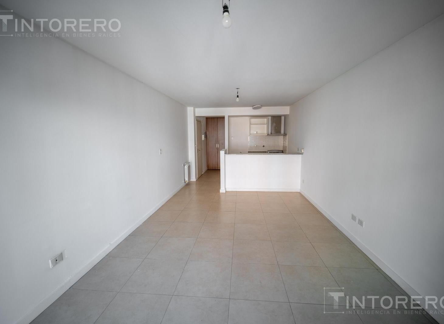 Foto de Venta Departamento Monoambiente Castelar Norte Centro con Balcón, imagen 1