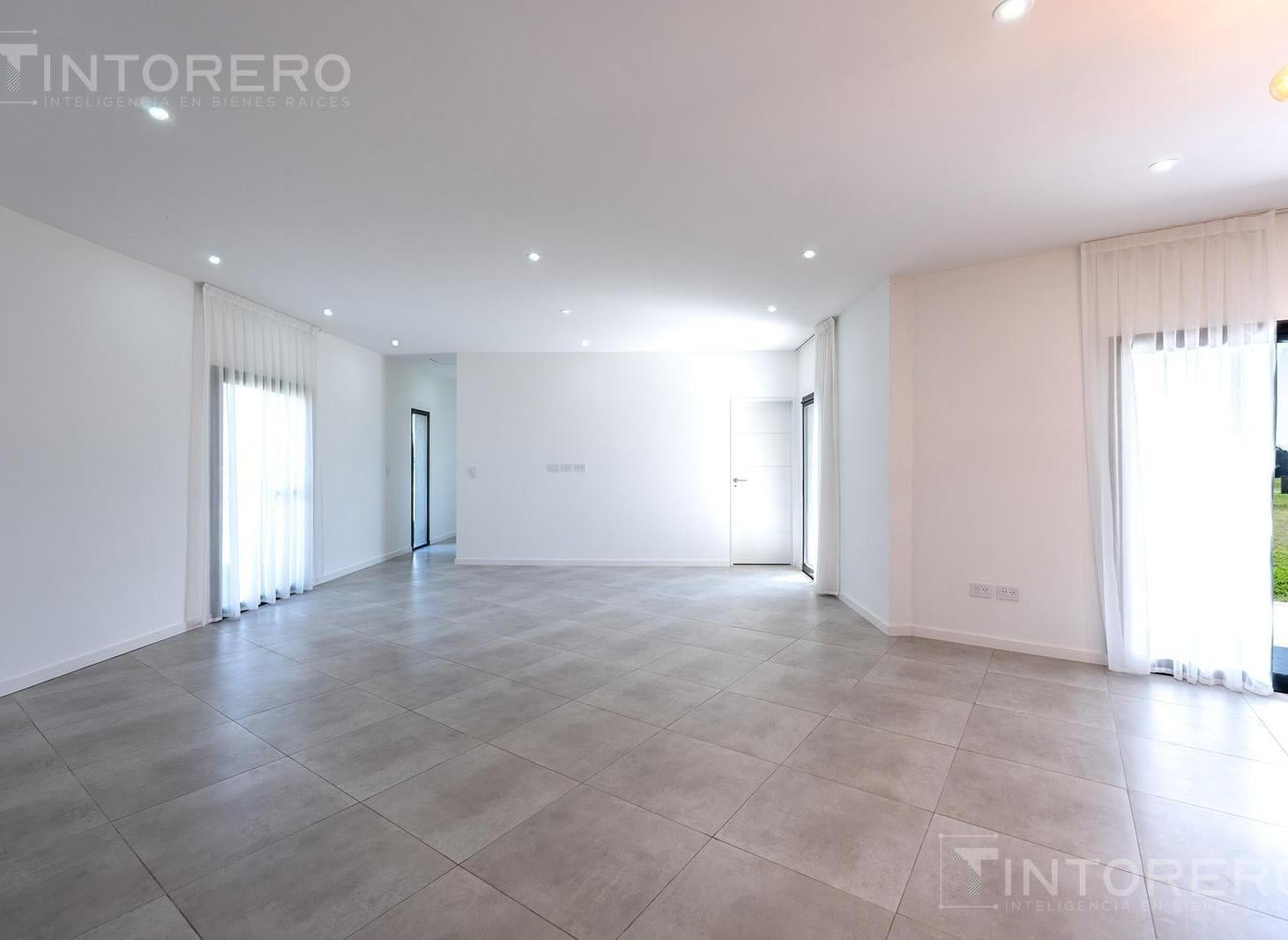 Foto de Casa en Venta Moderna y Sustentable a Estrenar en Barrio Privado Los, imagen 5