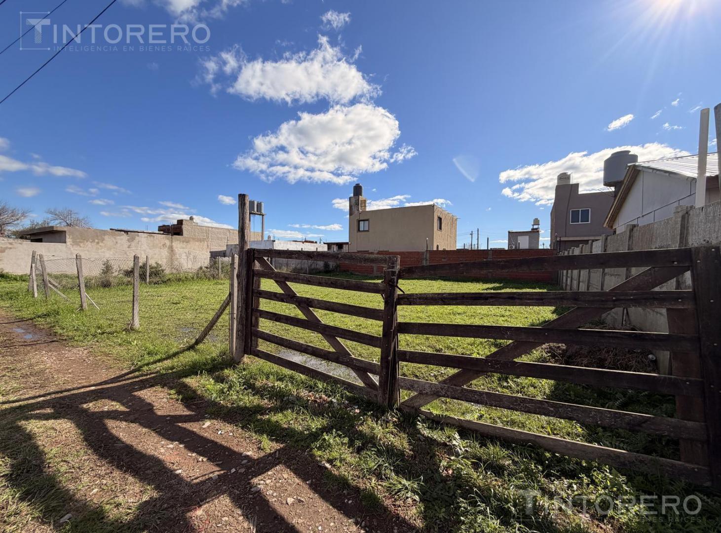 Foto de Terreno en Venta en Pontevedra – 346 m², imagen 2