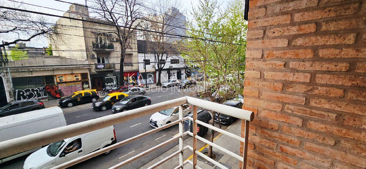 VENTA 3 AMBIENTES EN FLORES CON AMENITIES