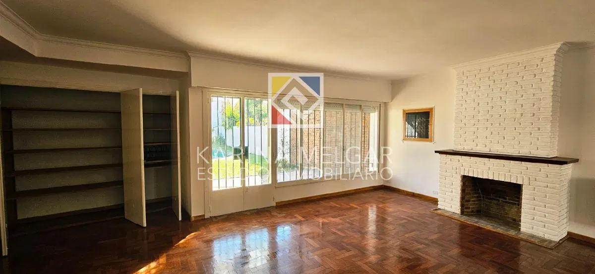 ALQUILER CASA DOS DORMITORIOS ESCRITORIO PILETA 4