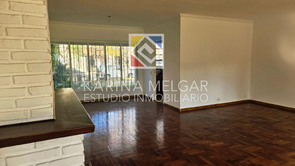 ALQUILER CASA DOS DORMITORIOS ESCRITORIO PILETA