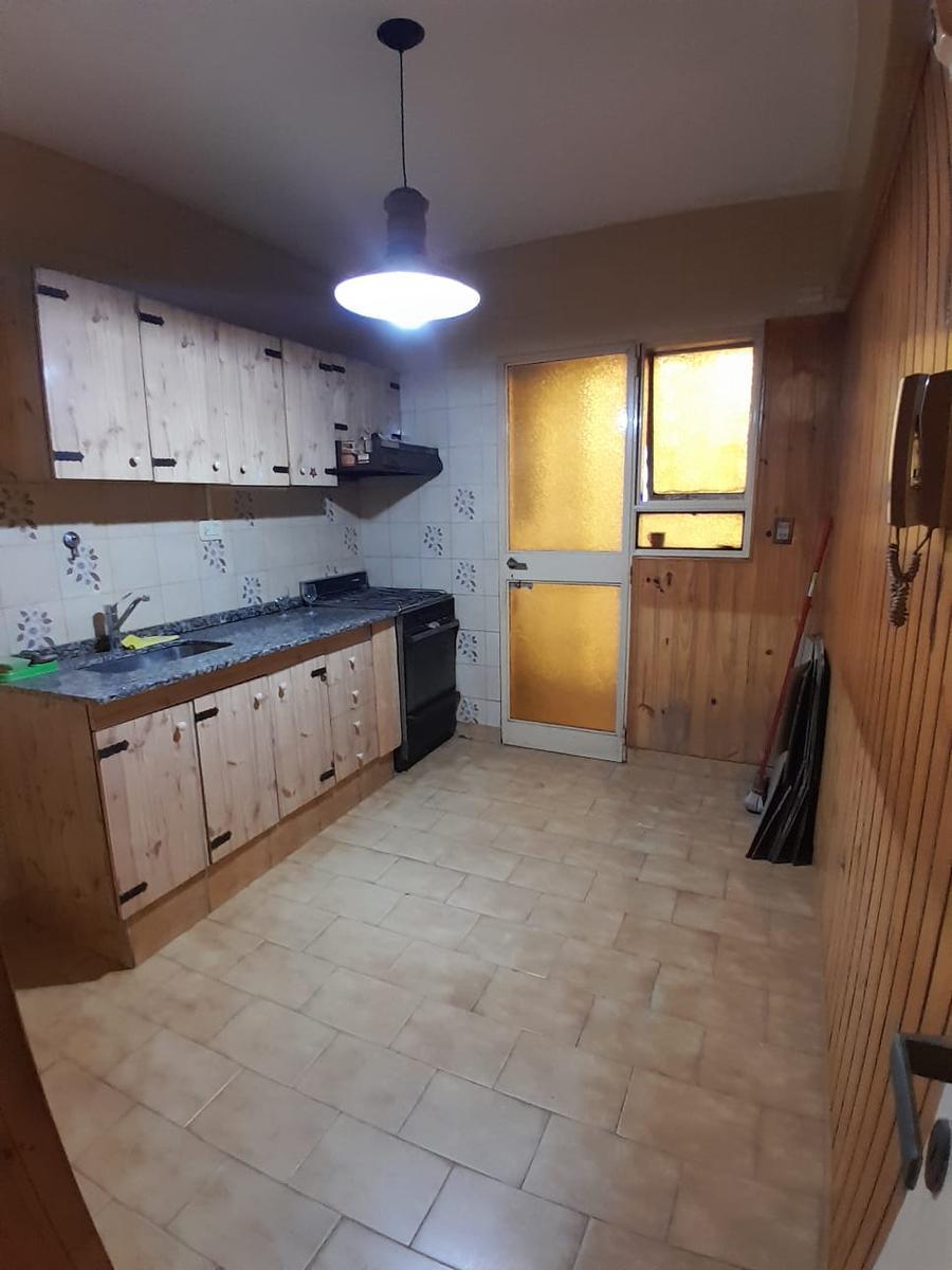 Venta de Depto de 4 Dorm. en Saenz Peña 4