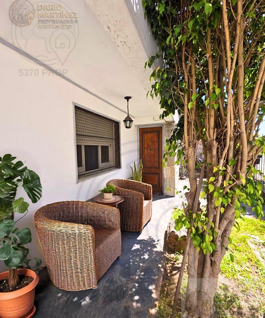 Foto de Casa multifamiliar en VENTA para actualizar o reformar 8 ambientes, 5, imagen 3