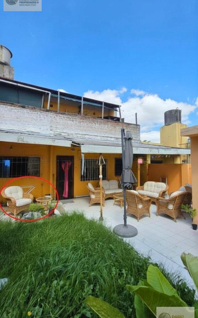 Foto de Casa en venta 3 dormitorios, baño, toilette, cochera, fondo, terraza, imagen 5