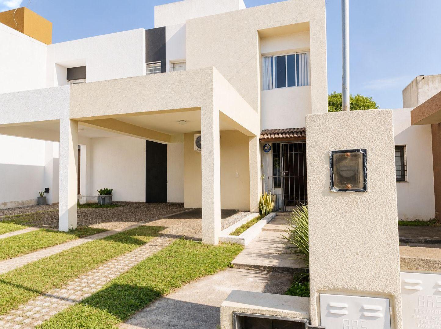 Foto de VENTA DÚPLEX APTO CRÉDITO 2 DORMITORIOS – LA CALERA, imagen 1
