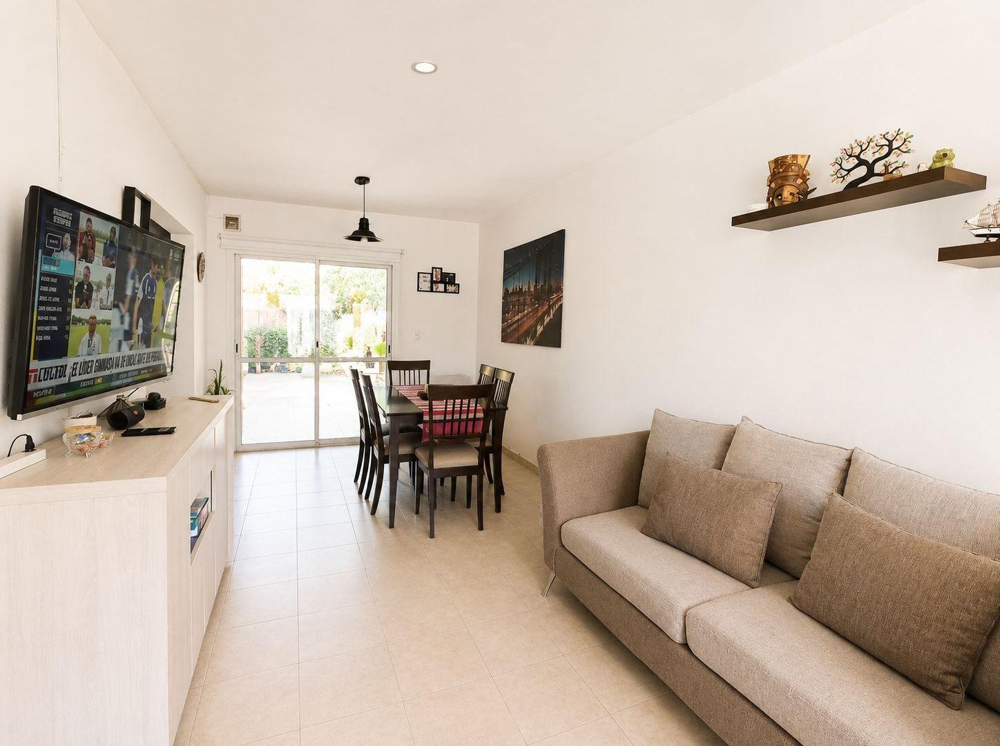 Foto de VENTA DÚPLEX APTO CRÉDITO 2 DORMITORIOS – LA CALERA, imagen 3