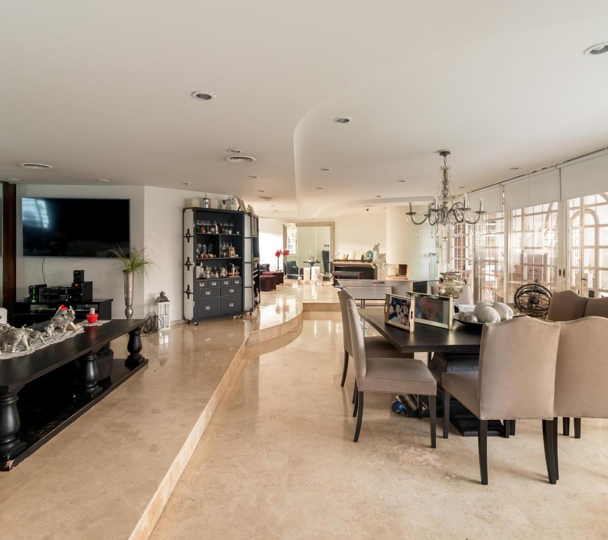 Casa en Venta en Belgrano R - Doble Frente - Sucre 4100 - Parque - Piscina - Quincho 5