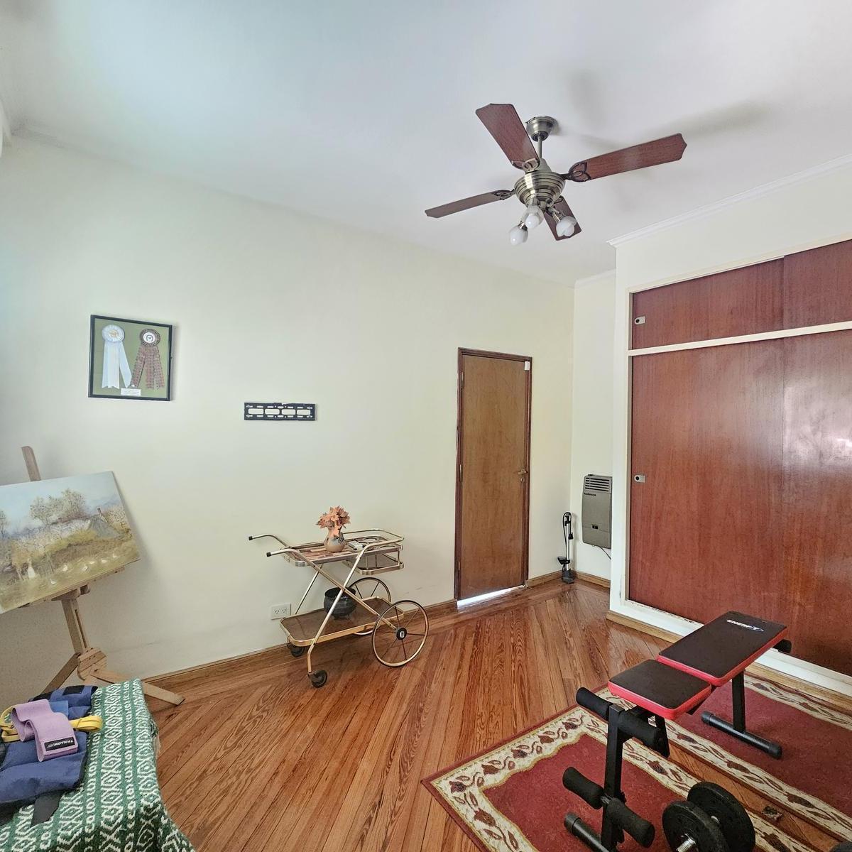 Casa en Venta - Lote Propio con Jardines y Terraza - Maza 1600 - Boedo 2