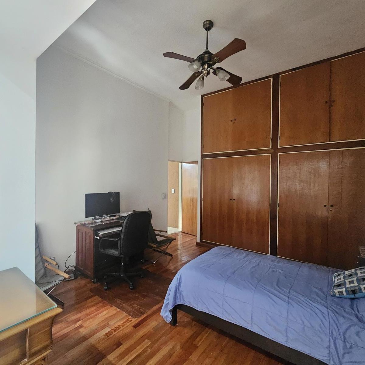 Casa en Venta - Lote Propio con Jardines y Terraza - Maza 1600 - Boedo 3