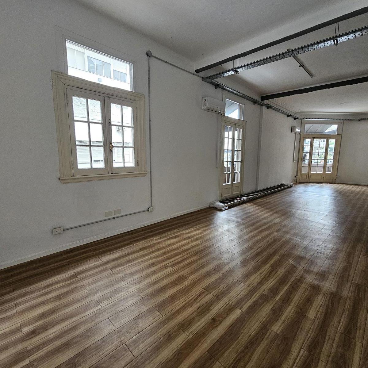 Oficina en Semipiso en Alquiler Recoleta - Av Santa Fe 1600 - Estilo Frances 3