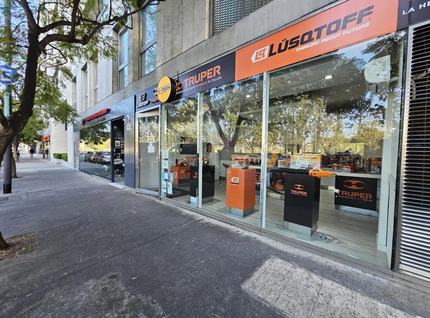 Local en Alquiler en Puerto Madero - Esquina - Apto todo destino 3