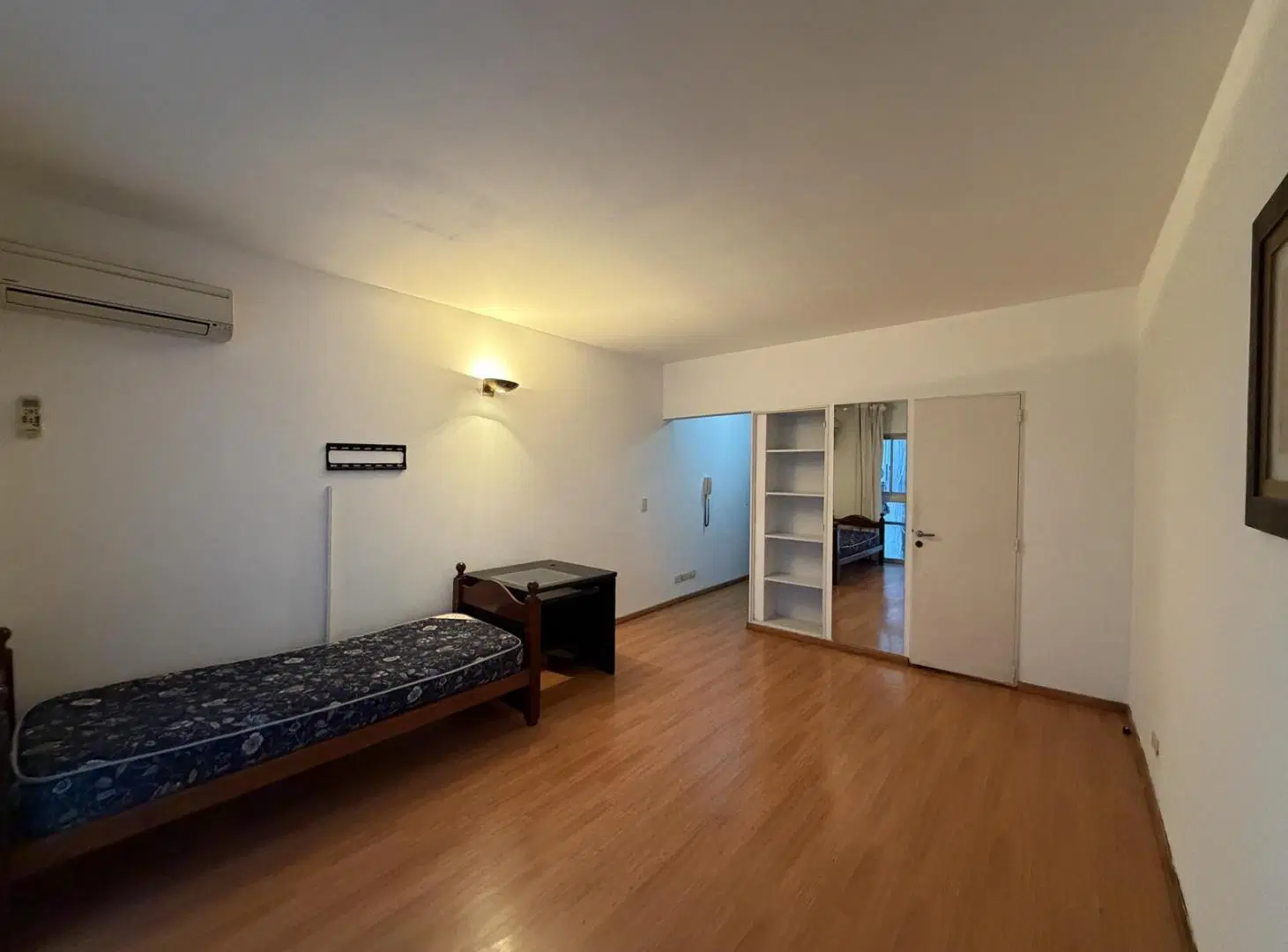 Departamento 1 ambiente en venta - Retiro - Paraguay 800 2