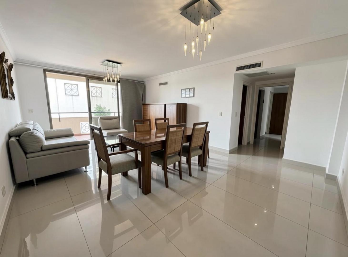 Foto de Departamento en venta 4 ambientes con dos cocheras en Isabel la, imagen 3