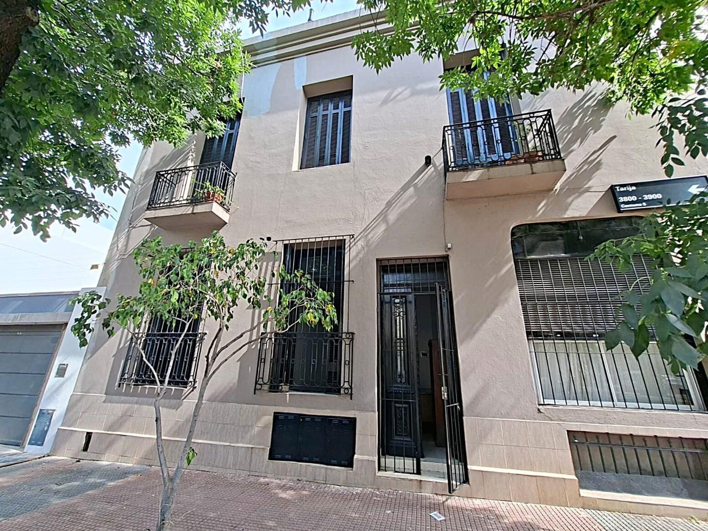 VENTA PH LOCAL Y VIVIENDA - BOEDO