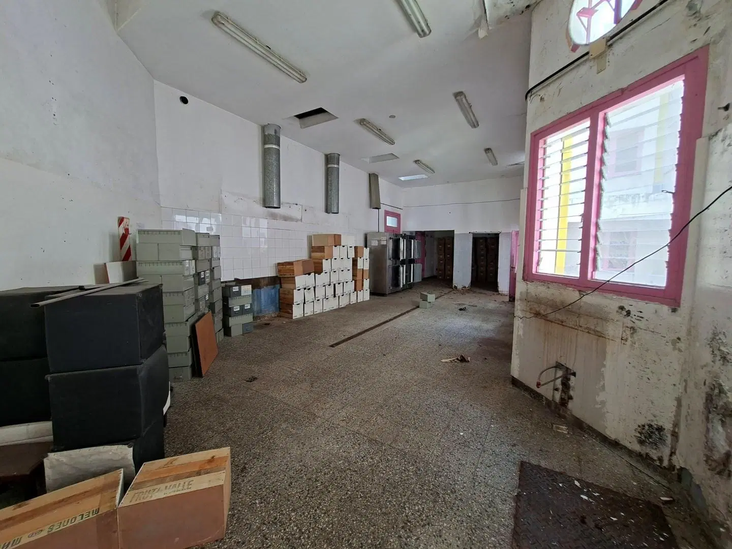 Venta o alquiler comercial, Lote -Local zona Warnes. 2