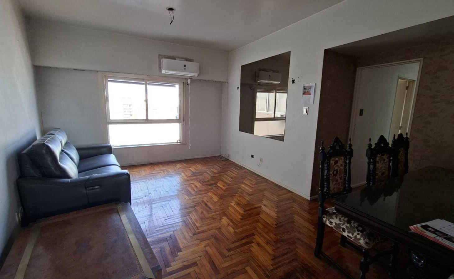 4 Ambientes, seguridad 24 hs, Piso alto, Muy luminoso. Recoleta