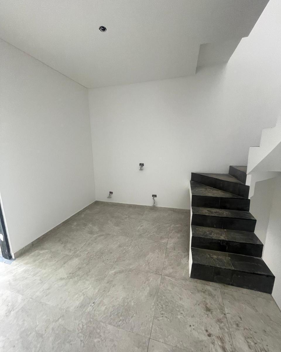 Venta Dúplex 3 1/2 Amb con Cochera Doble y Terraza Propia en Ituzaingó 4