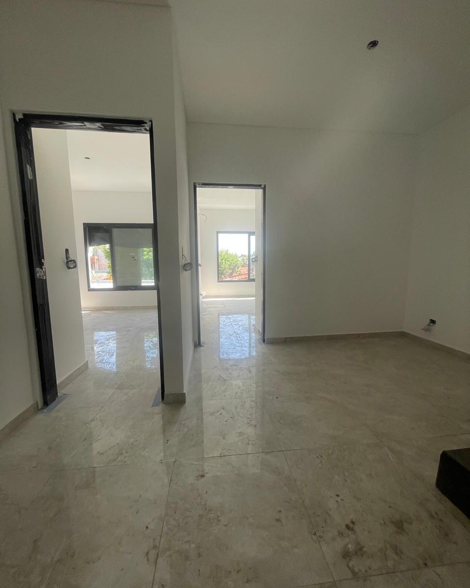 Venta Dúplex 3 1/2 Amb con Cochera Doble y Terraza Propia en Ituzaingó 5