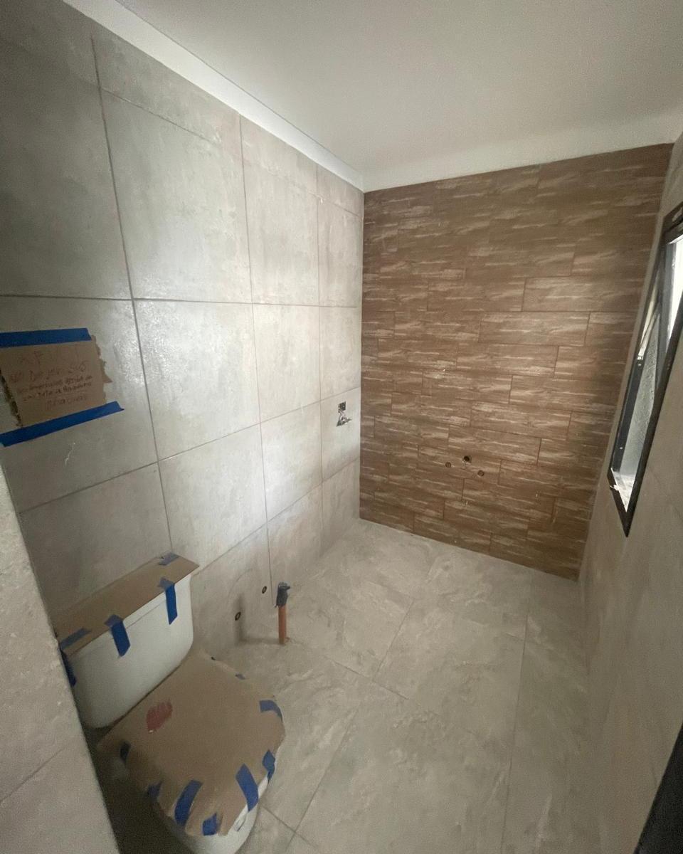 Venta Dúplex 3 1/2 Amb con Cochera Doble y Terraza Propia en Ituzaingó 2
