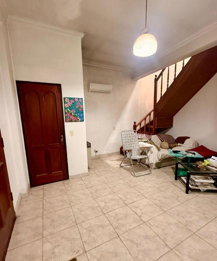 Foto de EN VENTA CHALET DE 2 PLANTAS CON PISCINA EN HAEDO, imagen 3