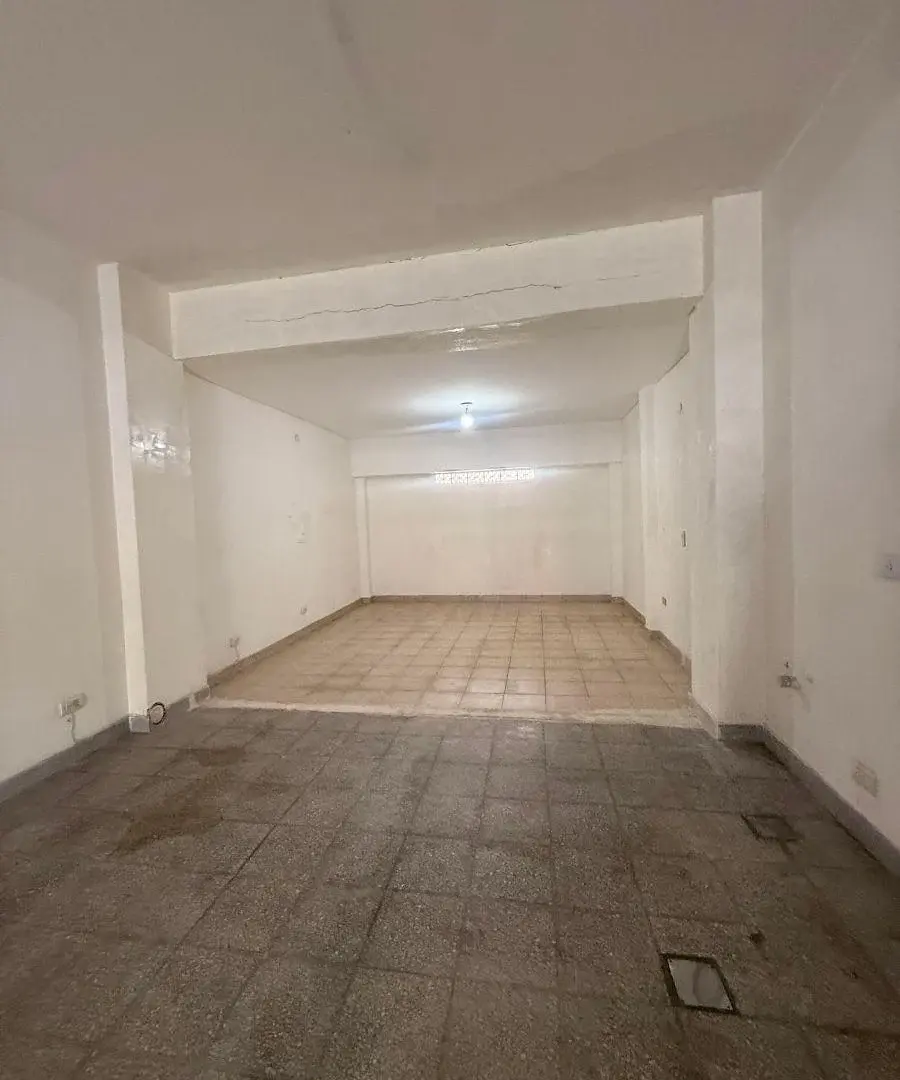 ALQUILER COMERCIAL 50M2 SOBRE AV DON BOSCO, HAEDO 3