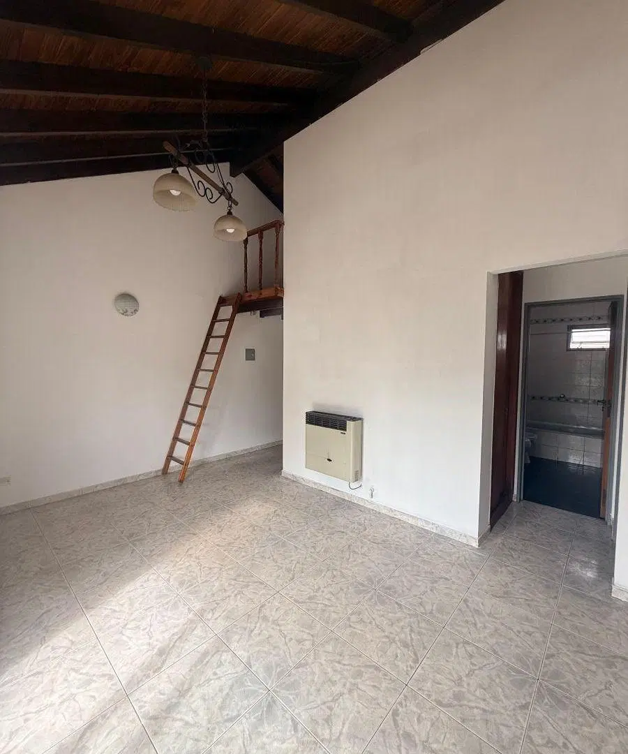 ALQUILER DEPTO 3 AMB CON BALCÓN EN MATADEROS 2