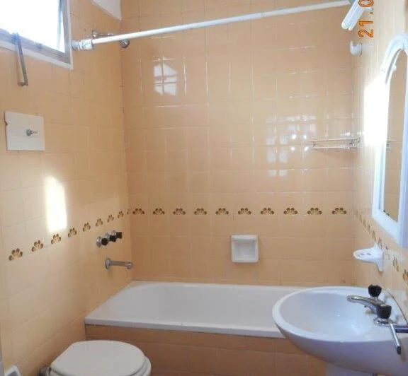 Departamento de dos ambientes en alquiler, sobre Av. Balbin 5