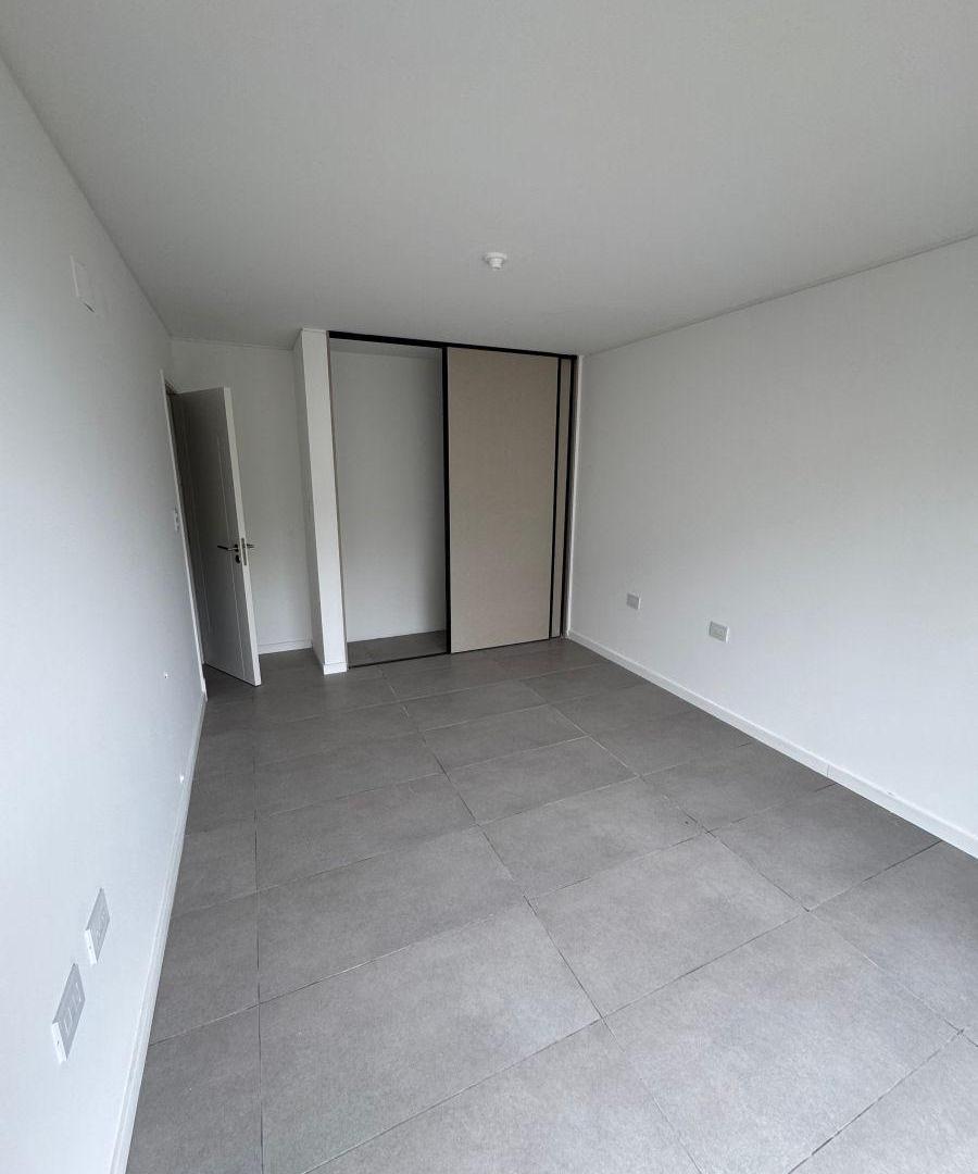 Foto de Departamento a Estrenar de 2 Dormitorios con Jardín Privado, Cochera |, imagen 1