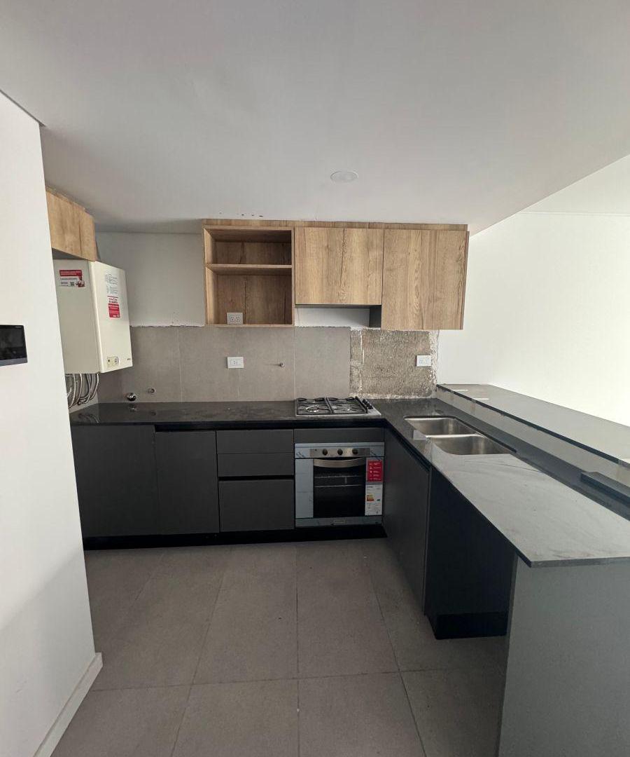 Foto de Departamento a Estrenar de 1 Dormitorio con Jardín Privado, Cochera |, imagen 3