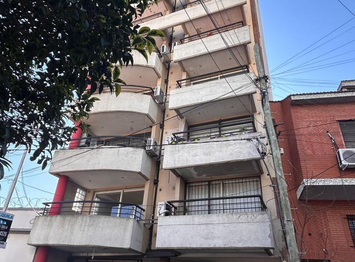 A LA VENTA - DEPTO 3 AMBIENTES EN 2 PLANTAS