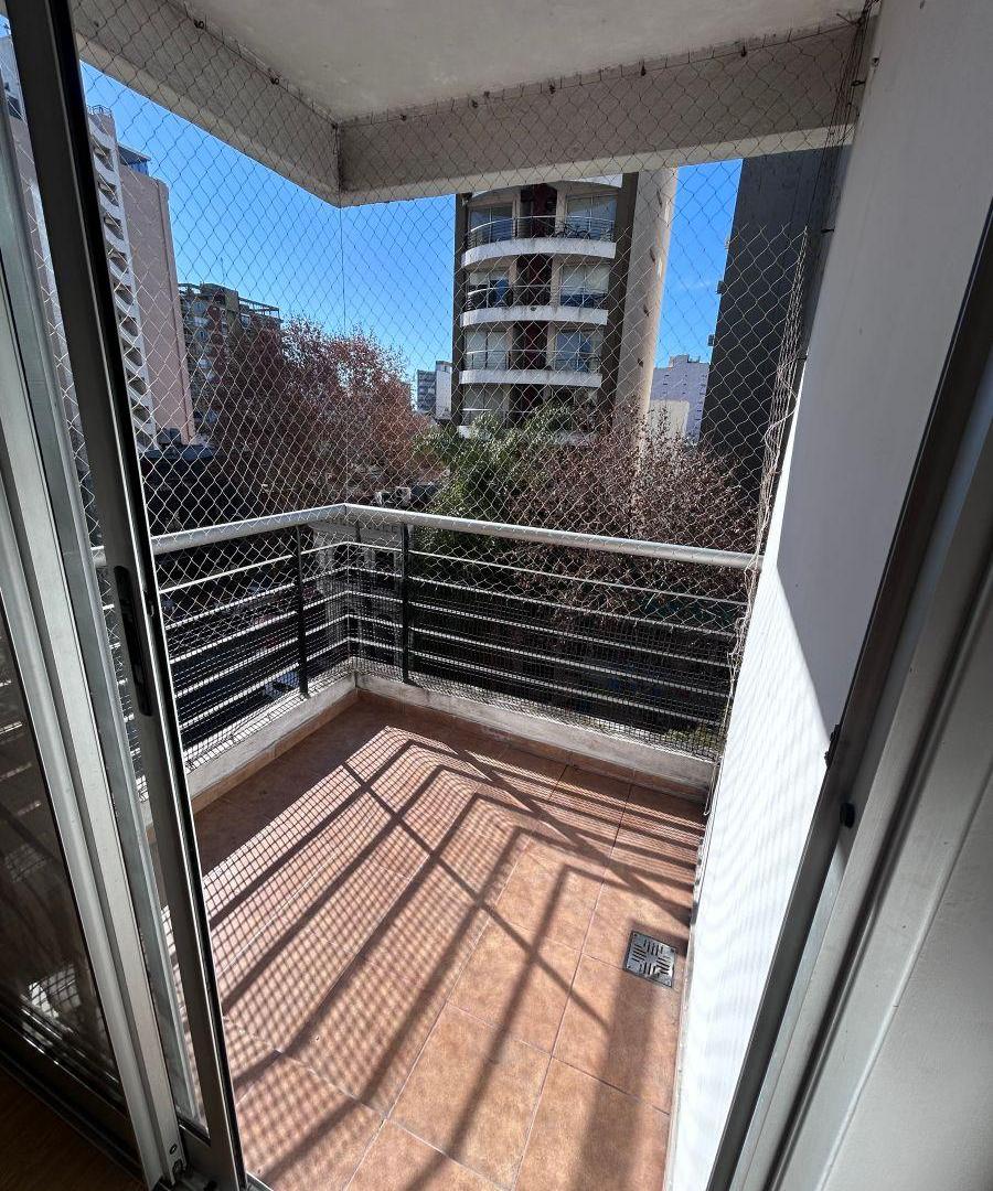 Foto de EL ALQUILER - MONOAMBIENTE EN LANUSITA - Al Frente, imagen 3