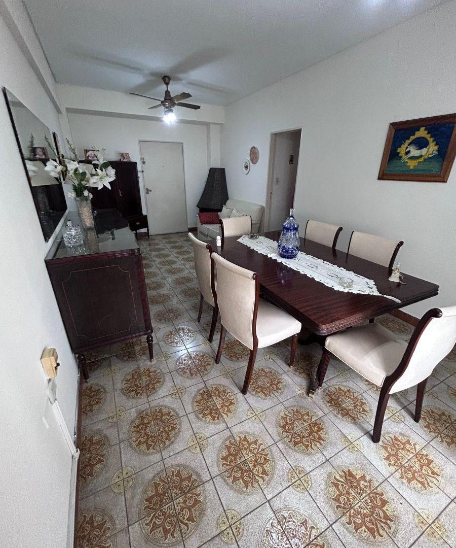 Foto de EN ALQUILER - DEPTO 3 AMBIENTES AMPLIOS - POR ESCALERA, imagen 1