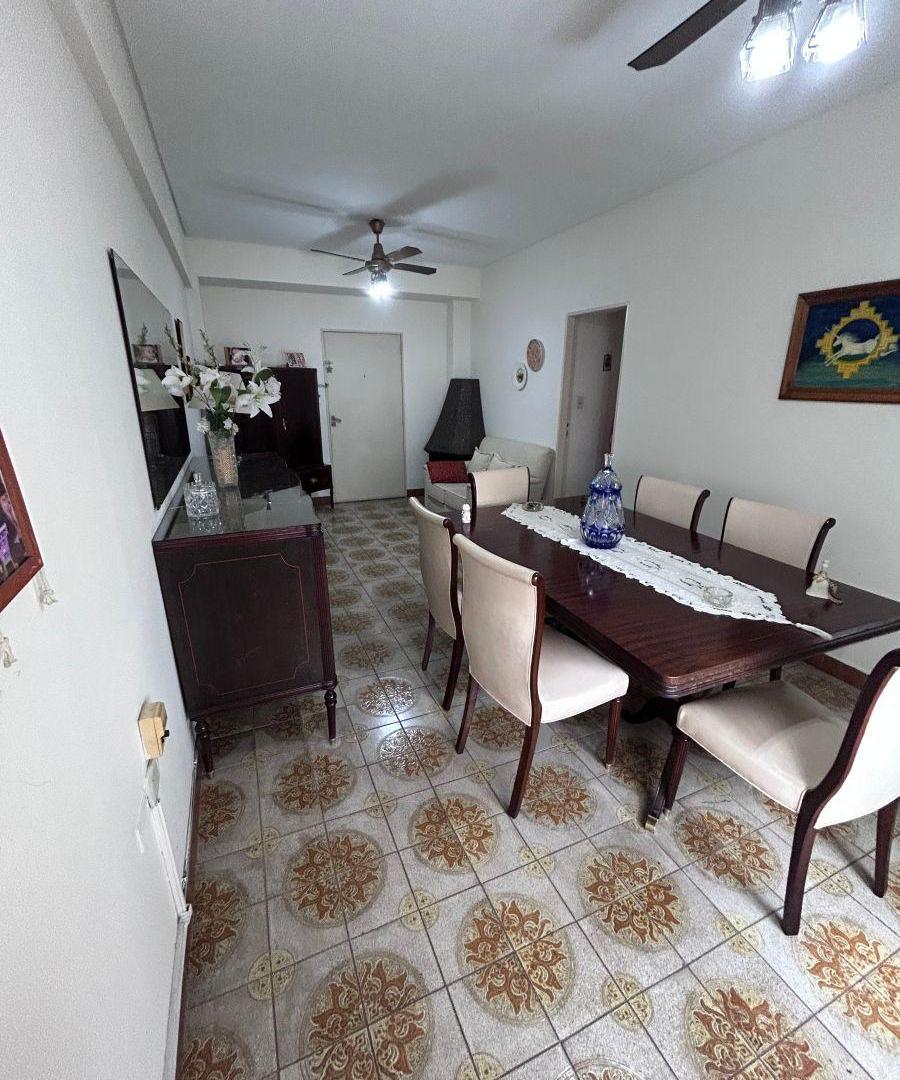 Foto de EN ALQUILER - DEPTO 3 AMBIENTES AMPLIOS - POR ESCALERA, imagen 3