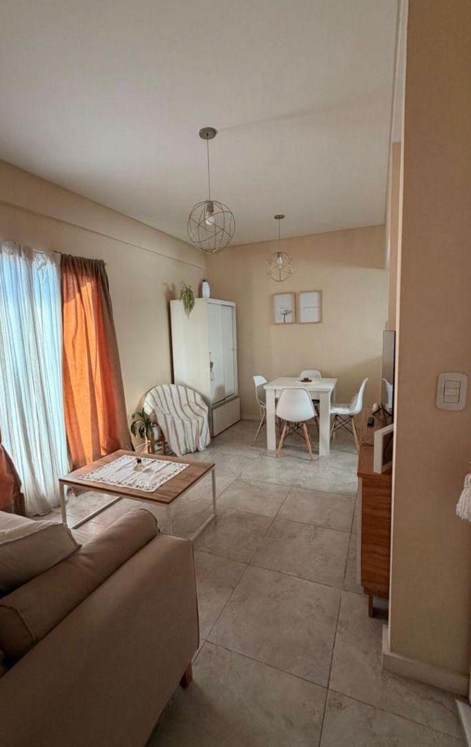 Foto de EN ALQUILER - SEMIPISO 2 AMB - EXCELENTE ZONA, imagen 4