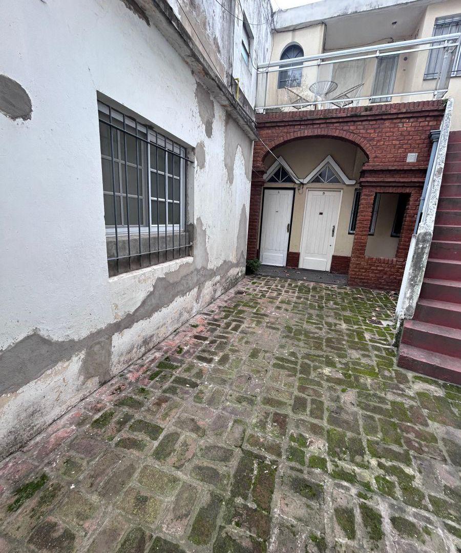 Foto de EN ALQUILER - PH 2 AMBIENTES - PATIO Y TERRAZA, imagen 3
