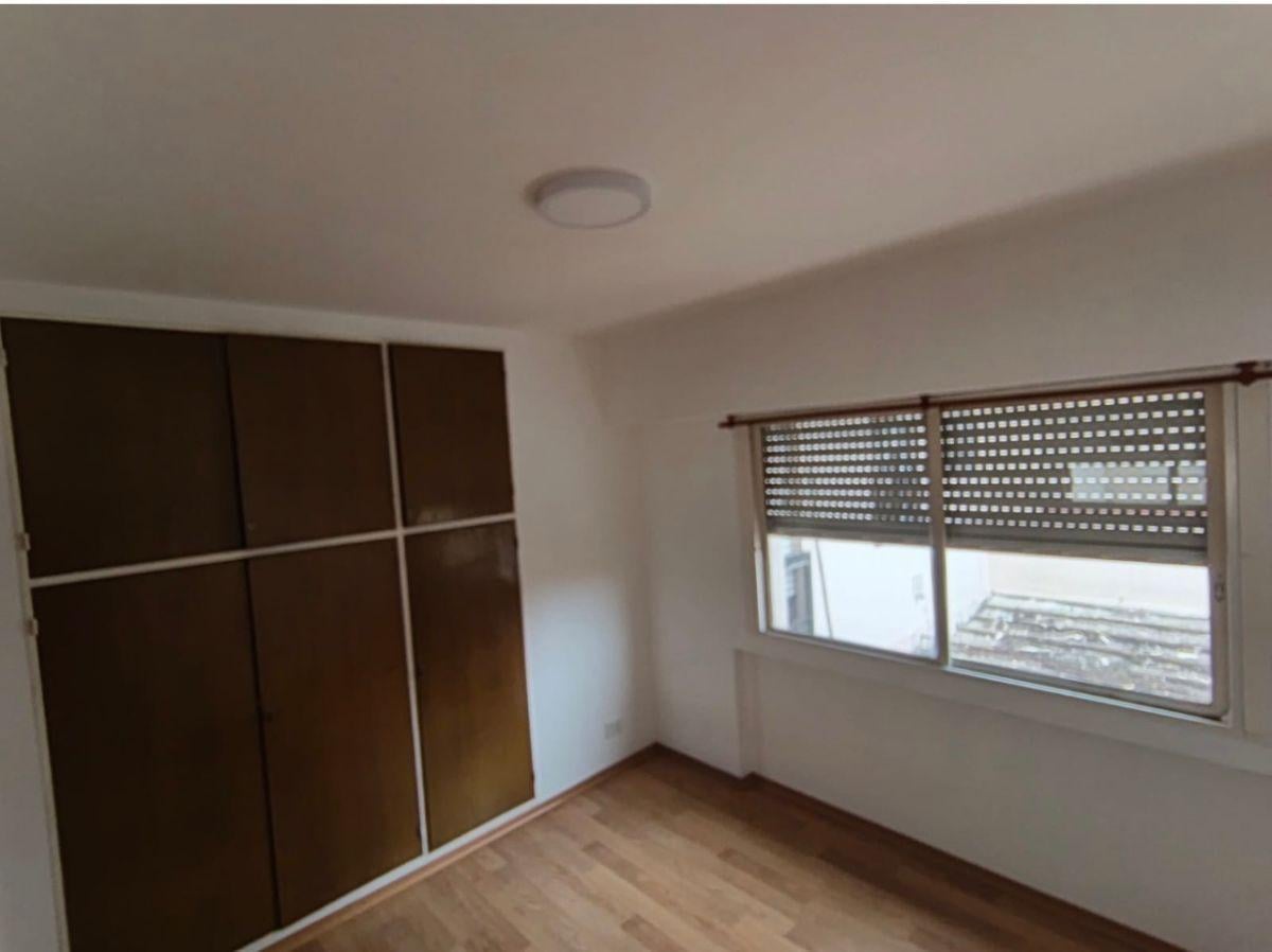 Foto de A LA VENTA - DEPARTAMENTO 2 AMBIENTES - INMEJORABLE ZONA - Expensas, imagen 1