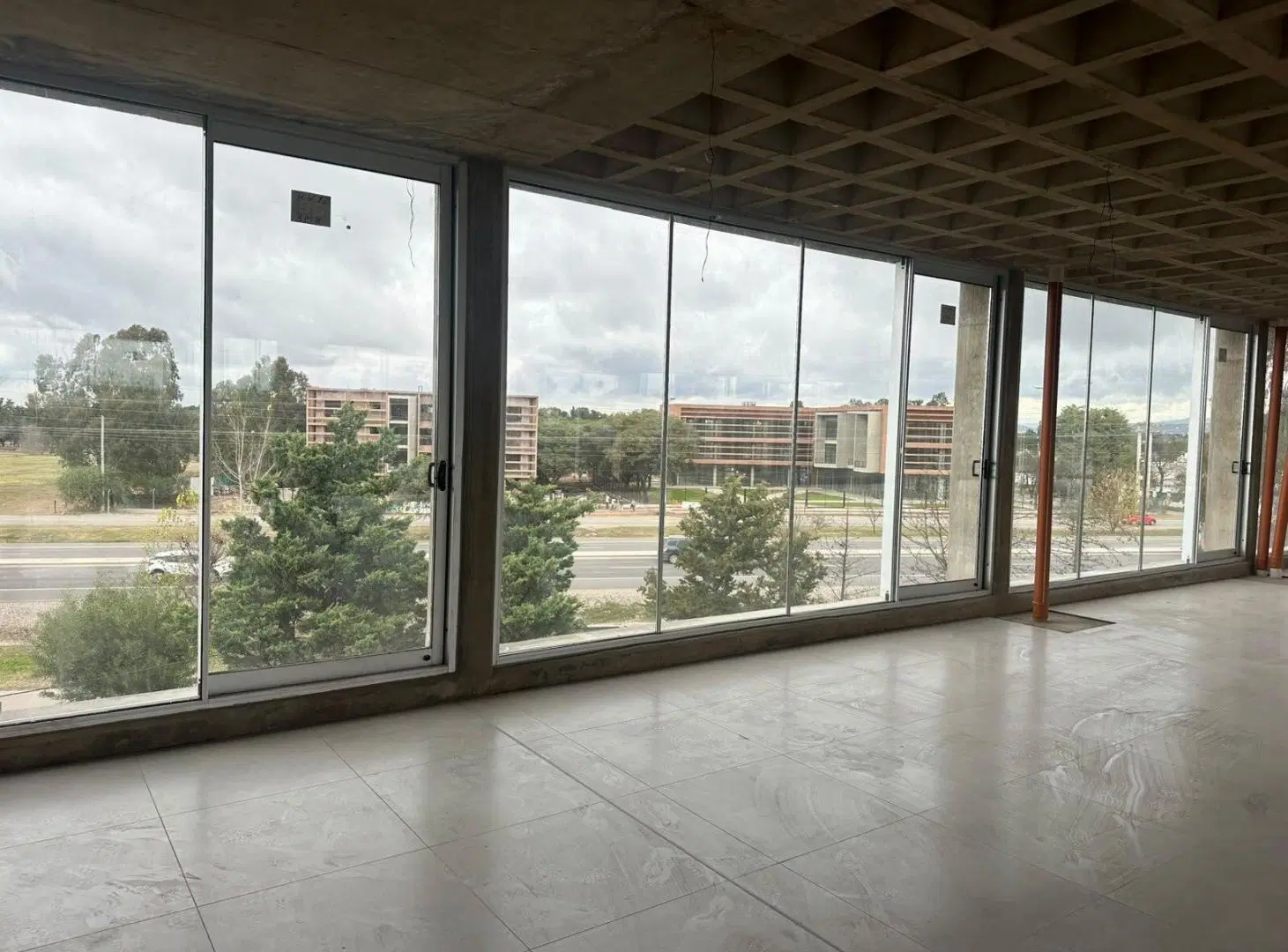 Vendo local en Hva, Villa Allende 3
