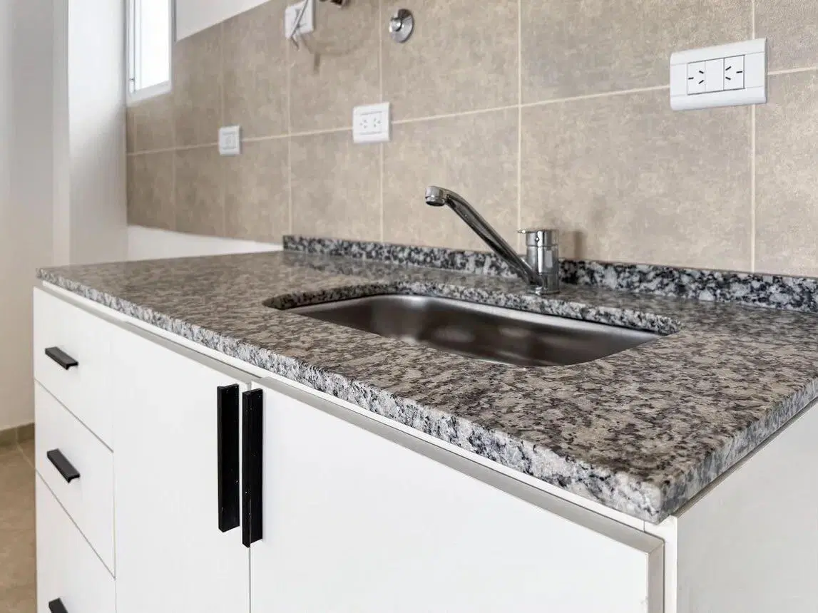 Vendo Depto Alto Alberdi 5