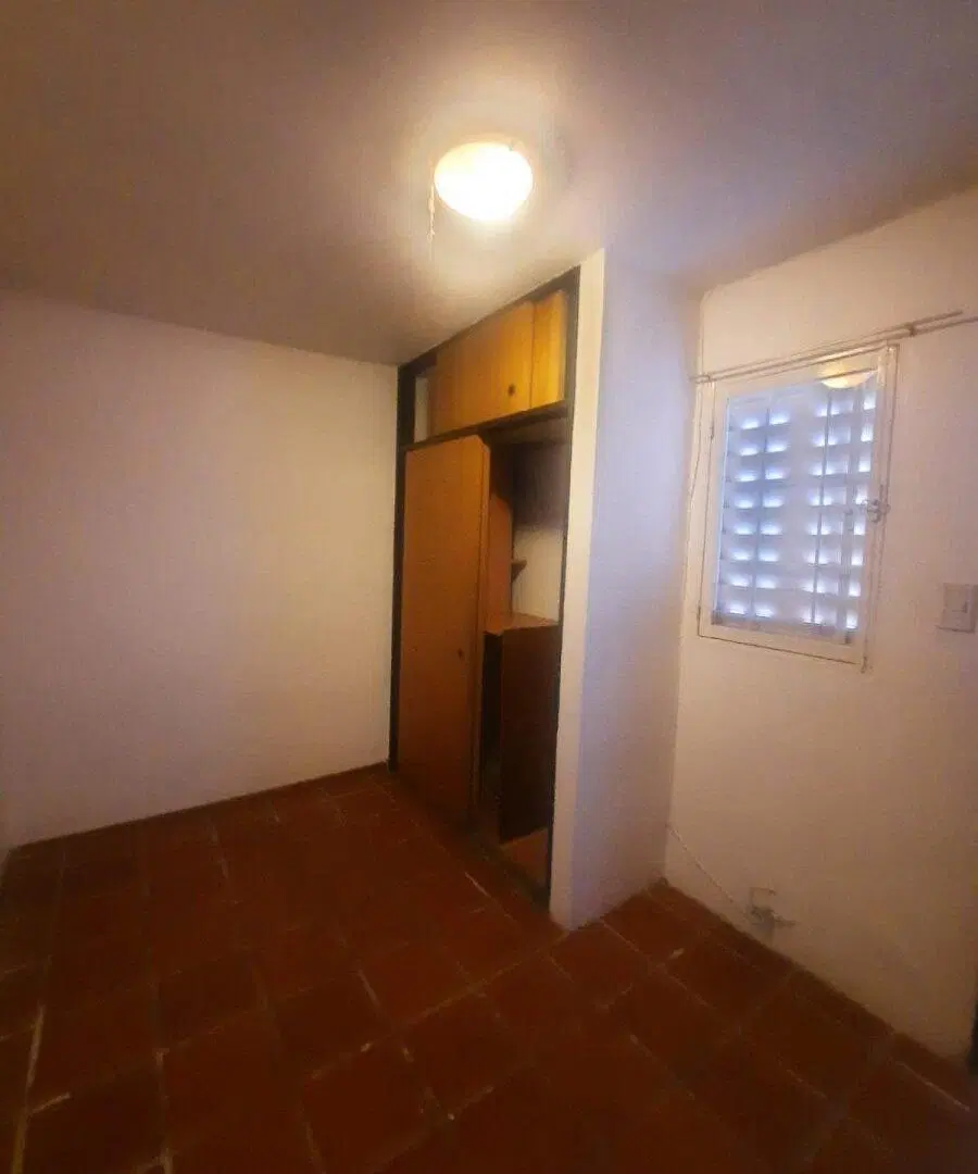 Vendo casa en Barrio Villa Cabrera 8