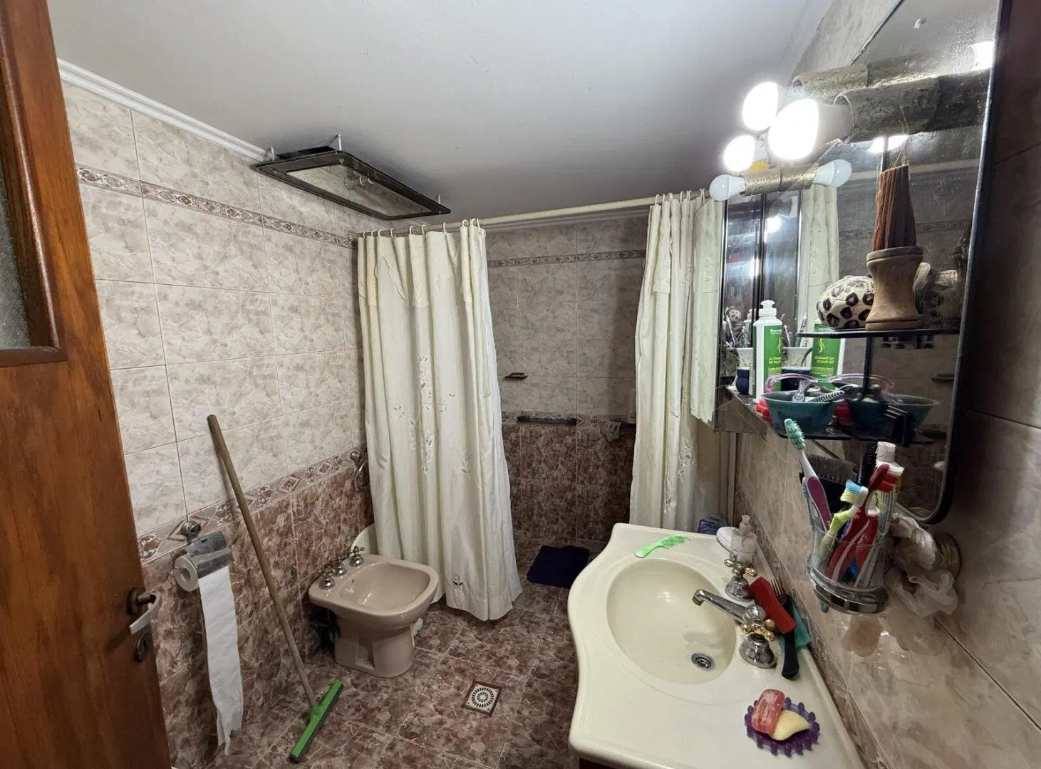 Casa en Venta en Villa Allende-Excelente Oportunidad para Inversión-Ideal Geriátrico 5