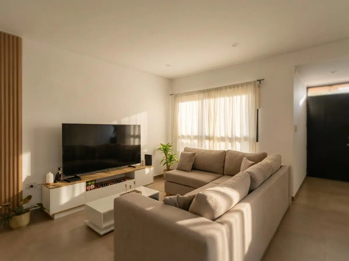 Casa en venta en City Bell: 10 y 474. Tiene 2 dormitorios y jardín. 2