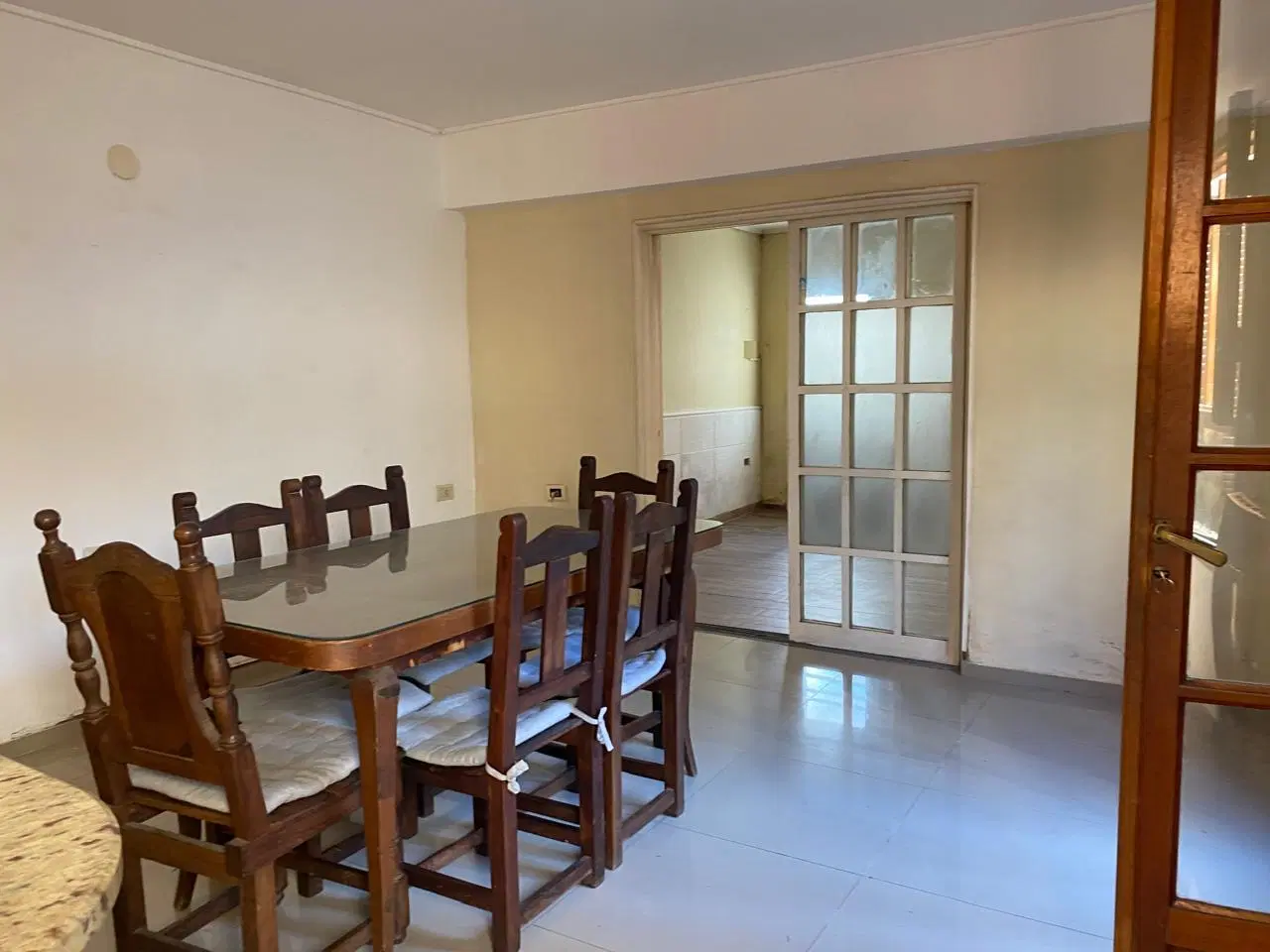 PH interno en venta. 529 y 9, Tolosa. 2 dormitorios, escritorio y jardín con quincho. 2