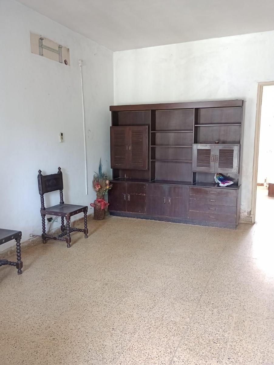 Foto de Chalet en venta de 3 dormitorios c/ cochera en Ramos Mejía, imagen 3