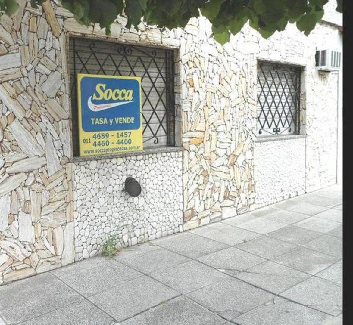 PH 2 amb. al frente c/ patio, sin expensas en Ramos Mejía Sur.